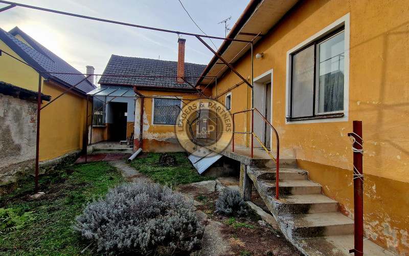 Na predaj starší rodinný dom Bašovce