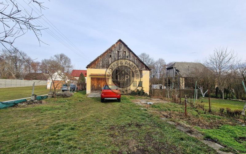 Na predaj starší rodinný dom Bašovce