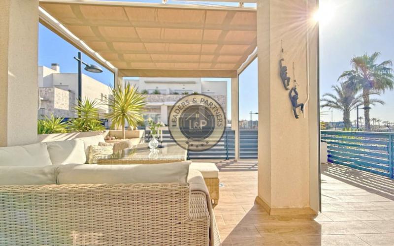 Luxusný dom 4+kk Torrevieja-Aguas Nuevas, Španielsko