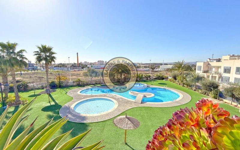 Luxusný dom 4+kk Torrevieja-Aguas Nuevas, Španielsko