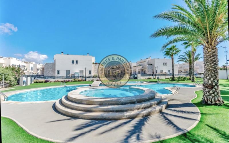 Luxusný dom 4+kk Torrevieja-Aguas Nuevas, Španielsko