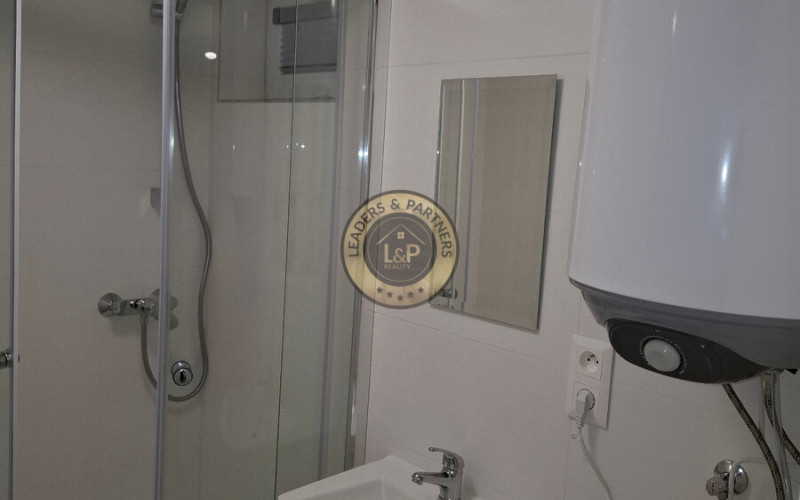 Chata Zlaté piesky, rozloha 250 m2 (50 metrov od jazera)