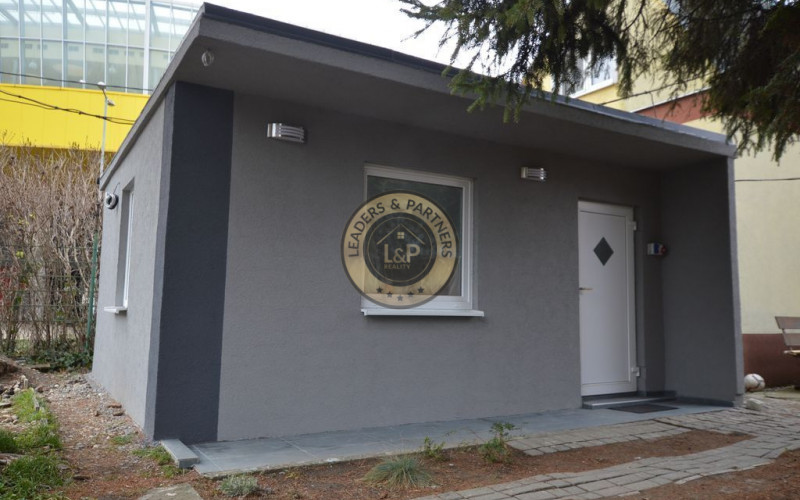 Chata Zlaté piesky, rozloha 250 m2 (50 metrov od jazera)