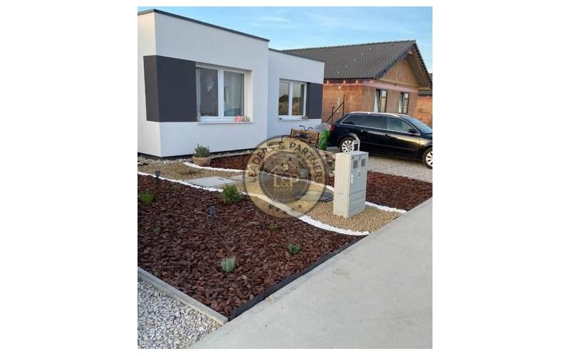 NOVÁ CENA !!! Pekný rodinný dom v Hrubej Borši na predaj