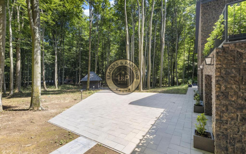 Na predaj luxusná vila  rekreačnej oblasti Modra  Piesok