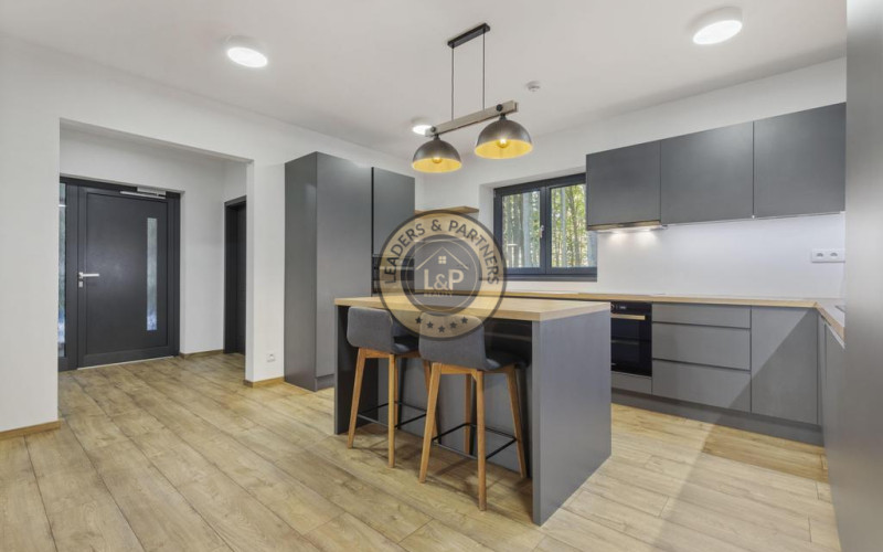 Na predaj luxusná vila  rekreačnej oblasti Modra  Piesok