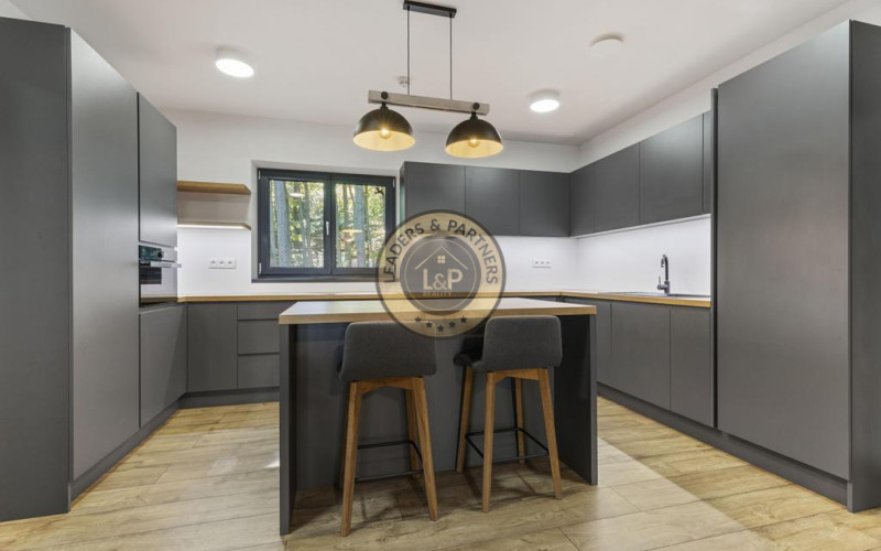 Na predaj luxusná vila  rekreačnej oblasti Modra  Piesok