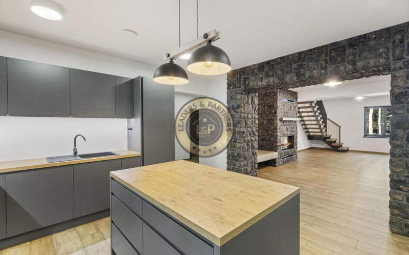 Na predaj luxusná vila  rekreačnej oblasti Modra  Piesok