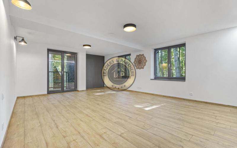 Na predaj luxusná vila  rekreačnej oblasti Modra  Piesok