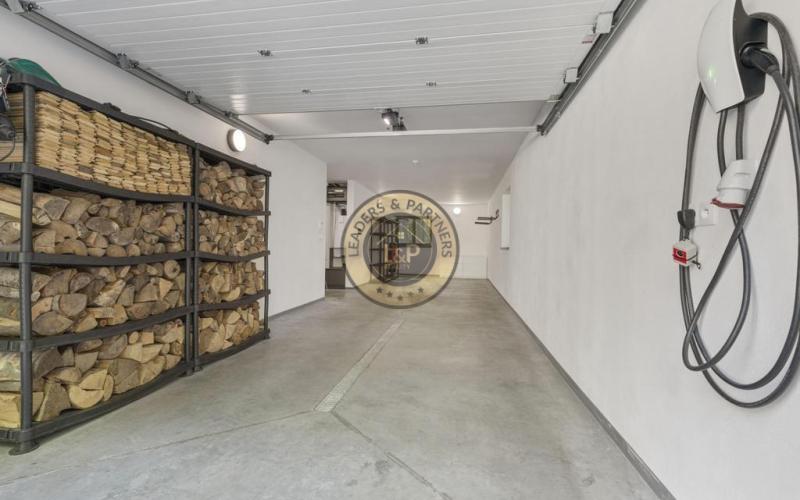 Na predaj luxusná vila  rekreačnej oblasti Modra  Piesok