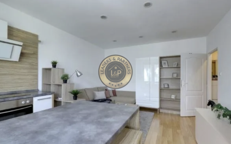 L&P |  Na prenájom zariadený 2-izbový byt v Novom Meste