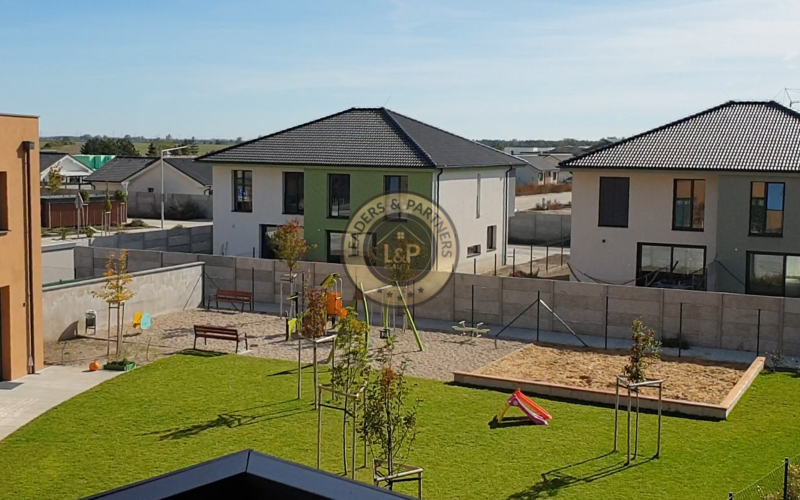 Pekný 1 izbový byt na prenájom v Miloslavove, balkón, parkovanie