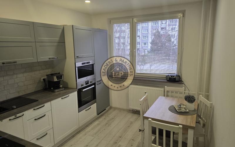 4 izbový byt-BELEHRADSKÁ ul., kompletná rekonštrukcia, 82 m2