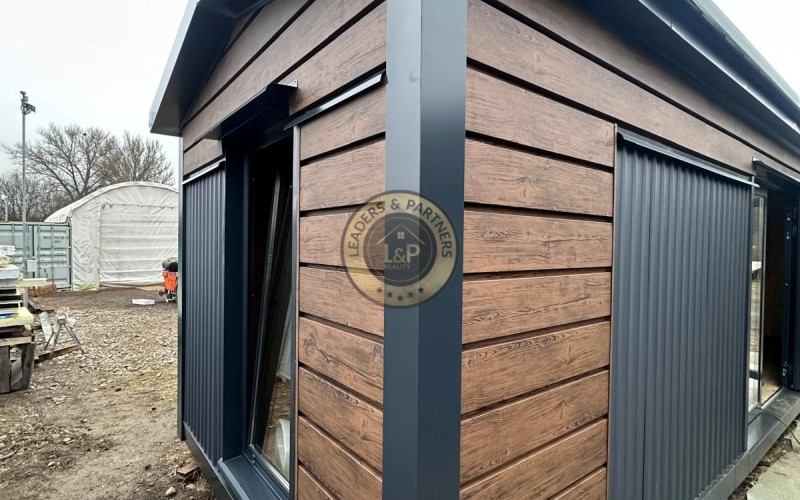 NA PREDAJ - MONTOVANÝ DOM 8x3m