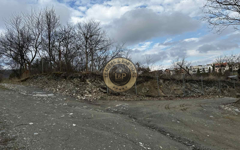 Pozemok v rekreačnej lokalite Košice - Sever, Čermeľ , Suchodolinská ul. , elektrina pred pozemkom