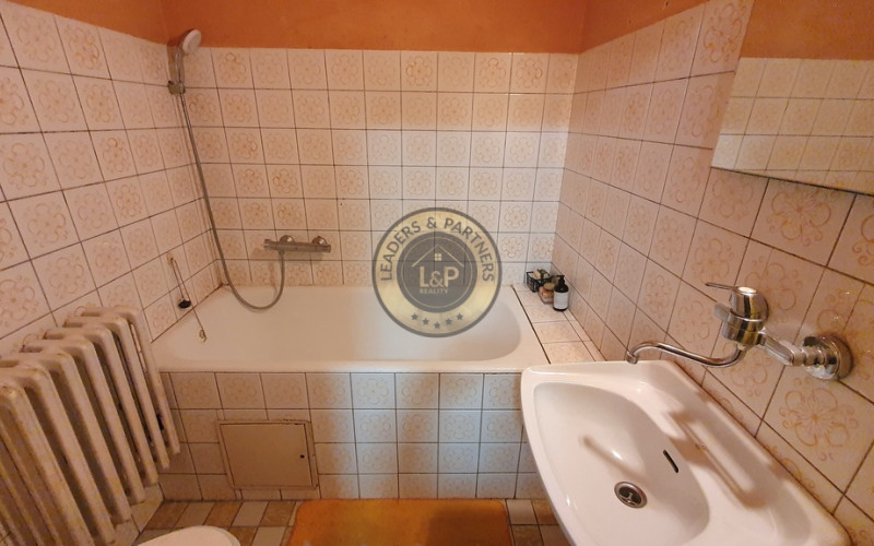 PREDAJ: 2 poschodový rodinný dom s garážou Poprad - Veľká