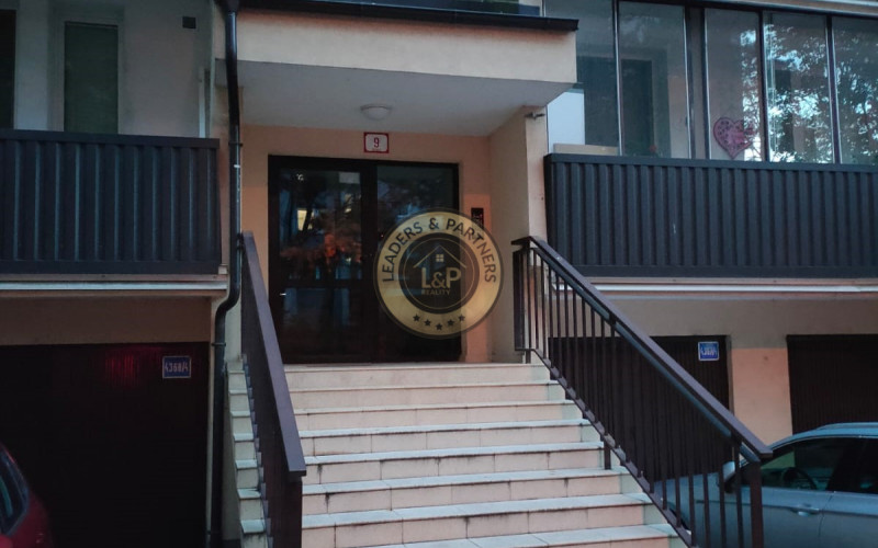 Priestranný 2-izbový byt, Dúbravka - ulica M.Sch. Trnavského