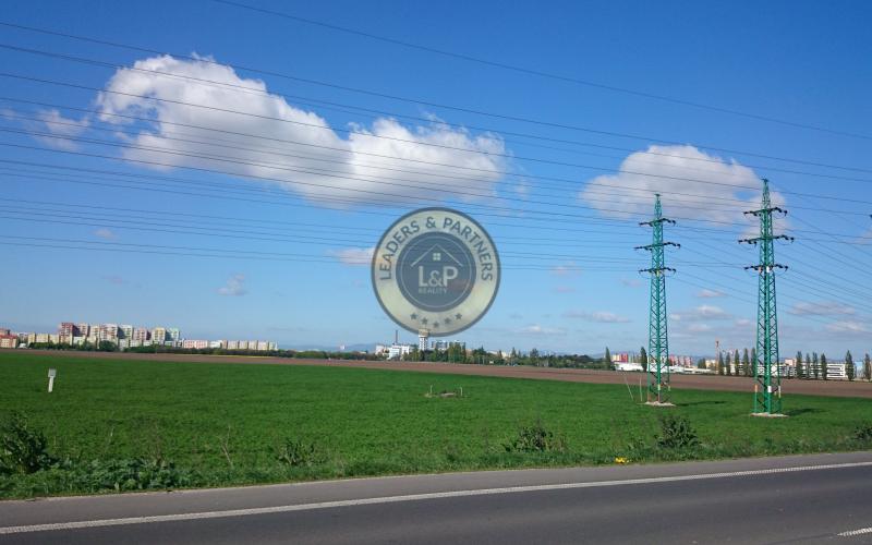 Na predaj investičný pozemok v Trnave lokalite Prúdy