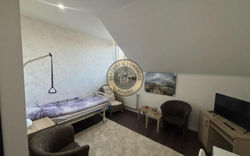 NA PREDAJ 1 IZBOVÝ BYT PRE SENIOROV