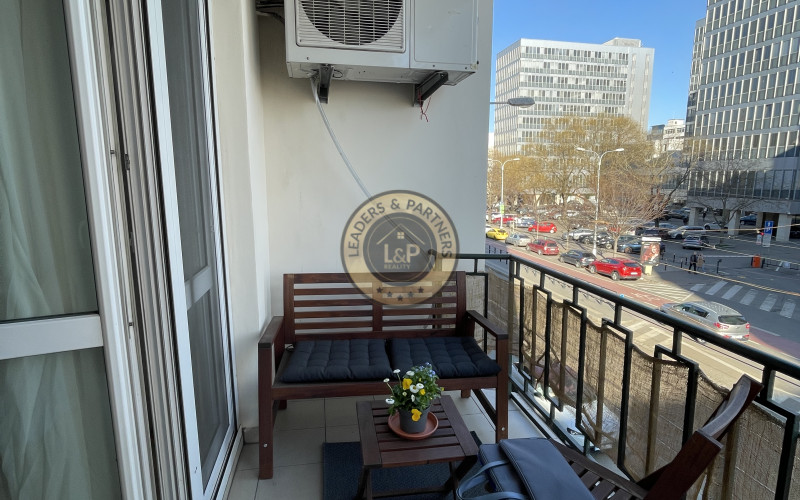 Svetlý 2-izbový byt v centre | Staré Mesto – Hollého ulica