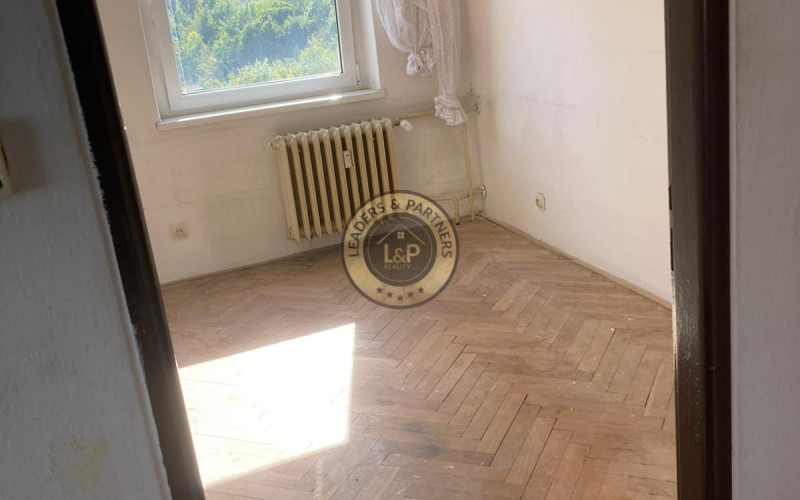 4 izbový byt Košice - Sever, Watsonova, pôvodný stav, balkón