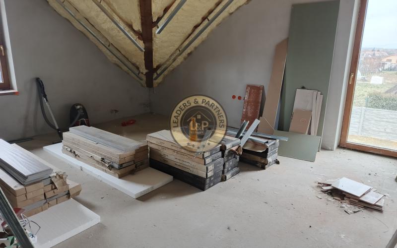 Priestranný 6 - izbový rodinný dom vo Veľkých Ripňanoch