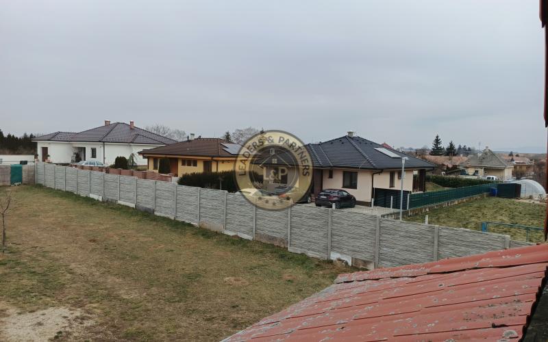 Priestranný 6 - izbový rodinný dom vo Veľkých Ripňanoch