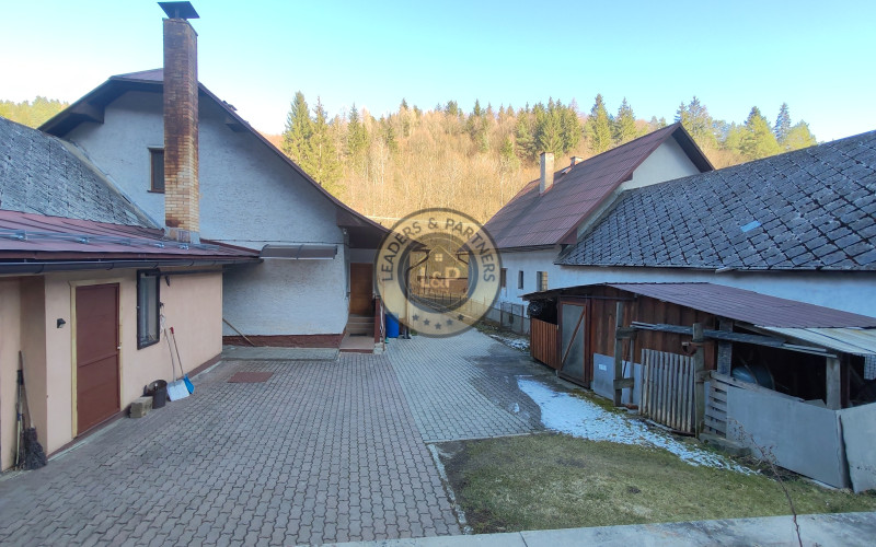 Výrazne znížená cena!Ticho, zeleň a komfort – RD s výbornou polohou v obci Lazy pod Makytou