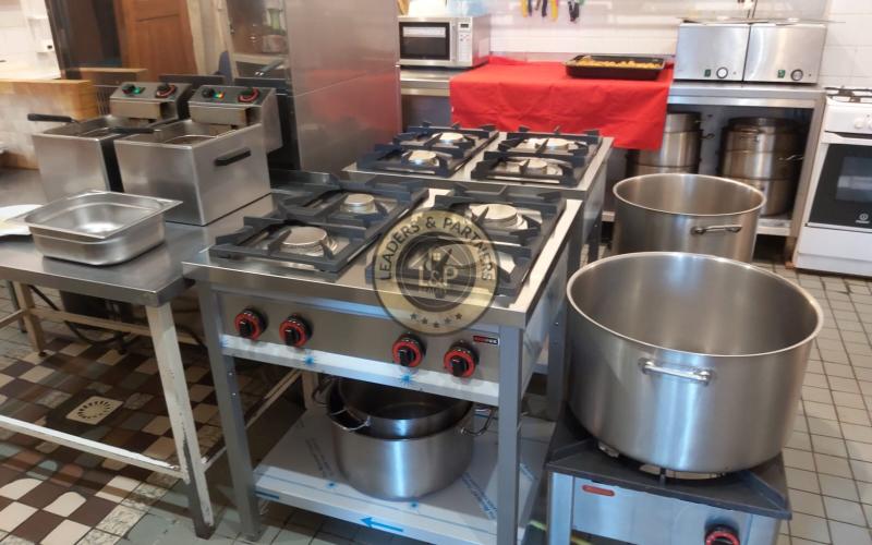 Na predaj zabehnutá reštaurácia v obci Šintava pri Seredi.