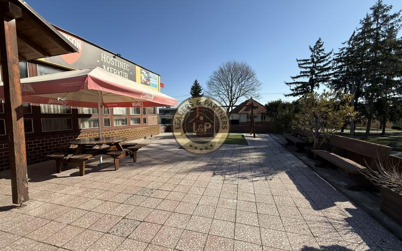 Na predaj zabehnutá reštaurácia v obci Šintava pri Seredi.