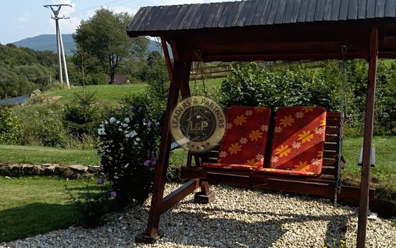 Na predaj - ZRUBOVÁ REKREAČNÁ CHATA v Regetovke