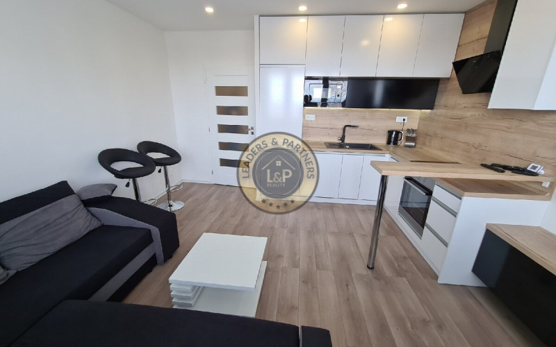 PRENÁJOM 3 izb., KVP, kompletná rekonštrukcia, les