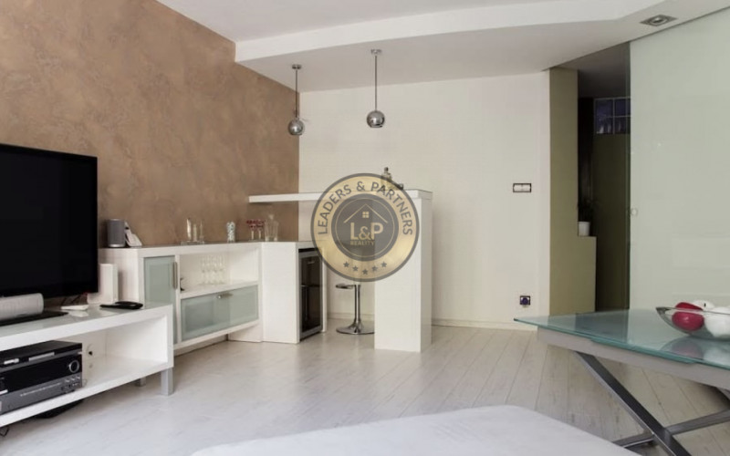 Veľký 3- izbový byt v centre