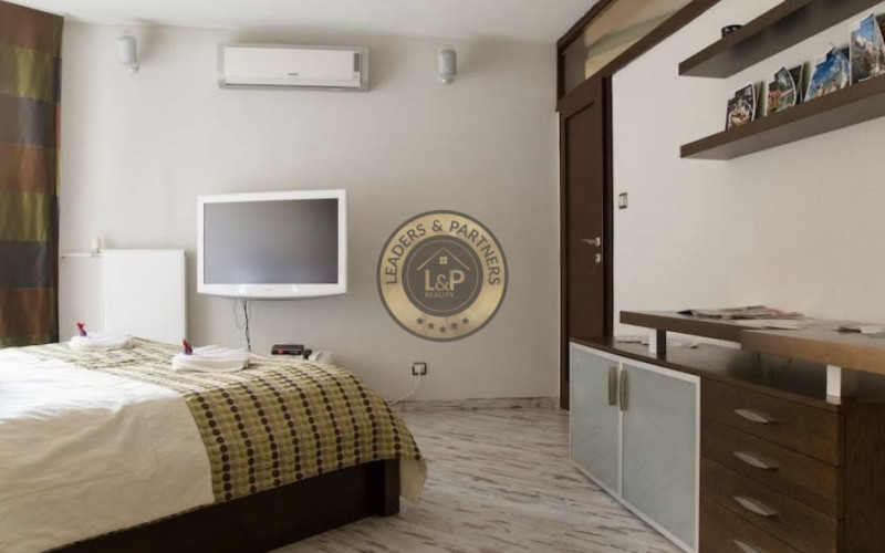 Veľký 3- izbový byt v centre