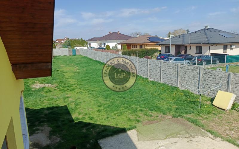 Priestranný 6 - izbový rodinný dom vo Veľkých Ripňanoch