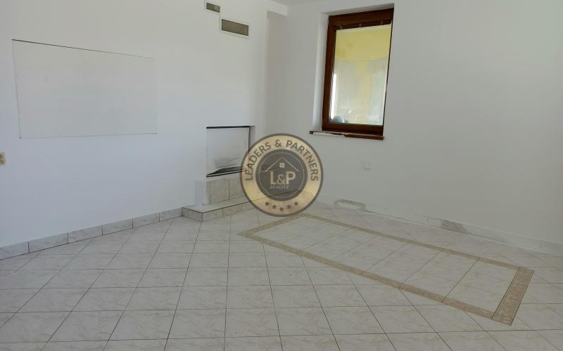 Priestranný 6 - izbový rodinný dom vo Veľkých Ripňanoch