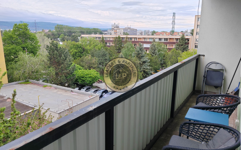 Pekný 3 izbový byt na predaj, BA-Ružinov-Banšelova ul.,