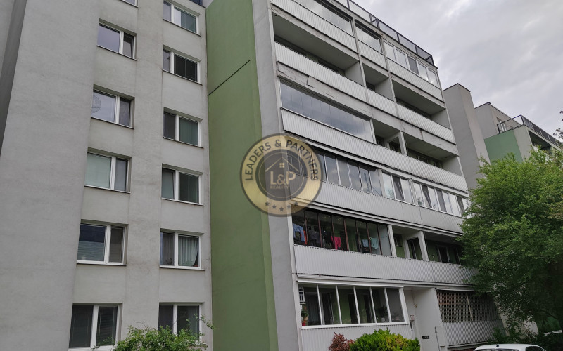 Pekný 3 izbový byt na predaj, BA-Ružinov-Banšelova ul.,