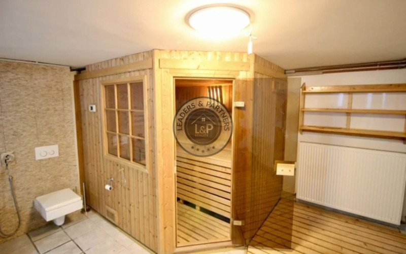 Prenájom 8i dom,Nové Mesto,sauna,zimná záhrada,6xparking