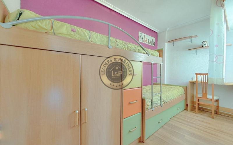 Apartmán 4+1 s terasou Torrevieja-Španielsko