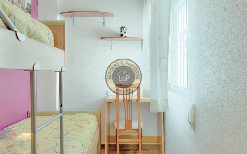 Apartmán 4+1 s terasou Torrevieja-Španielsko