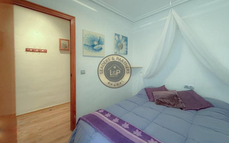 Apartmán 4+1 s terasou Torrevieja-Španielsko