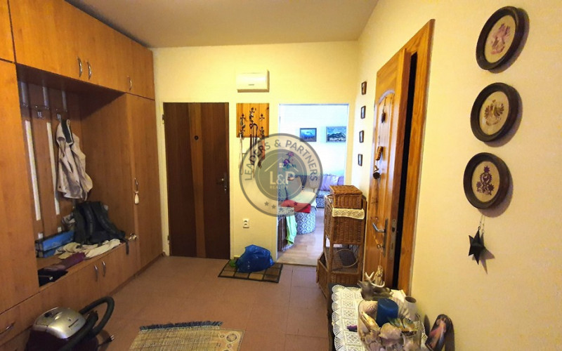 PREDAJ: 4 izbový byt s loggiou 80 m2 Svit ul. kpt. Nálepku