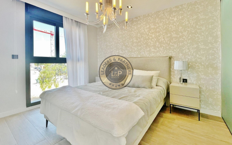 Luxusný apartmán 4+kk Pilar de la Horadada, Španielsko