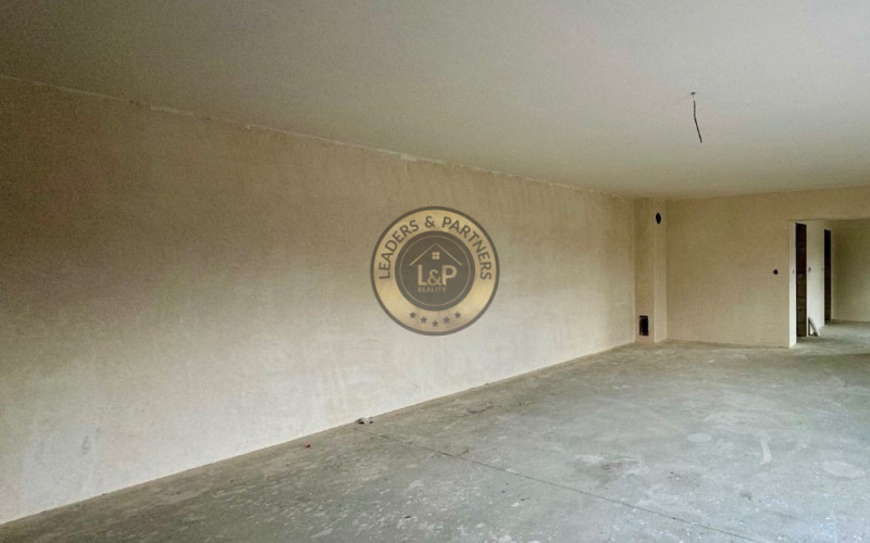 PREDAJ 3izb.dom ,HIDÁSNEMETI, rozsiahly pozemok,