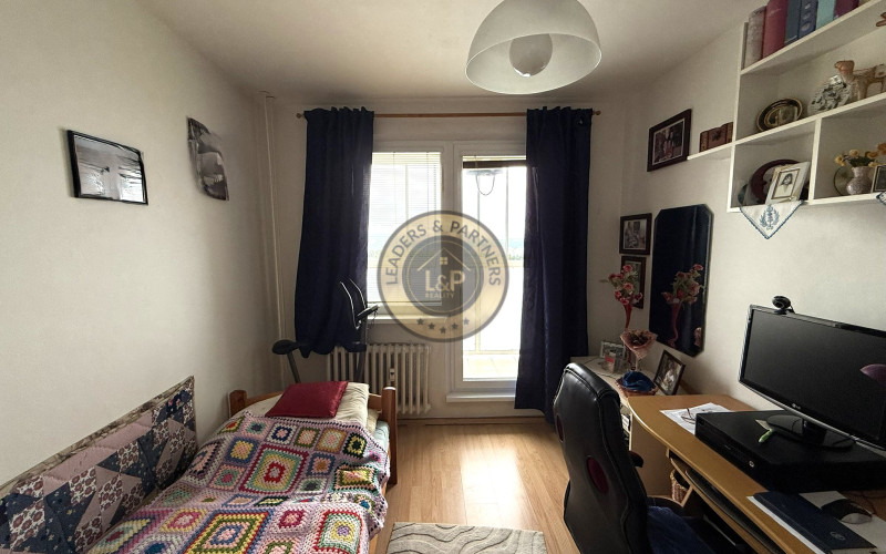 PREDANÉ=Na predaj 3-izbový byt s loggiou na KVP, ulica Wuppertálska.