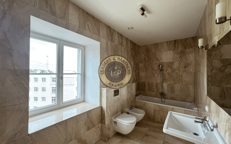 Veľkolepý 3-izb. byt s výhľadom na mesto