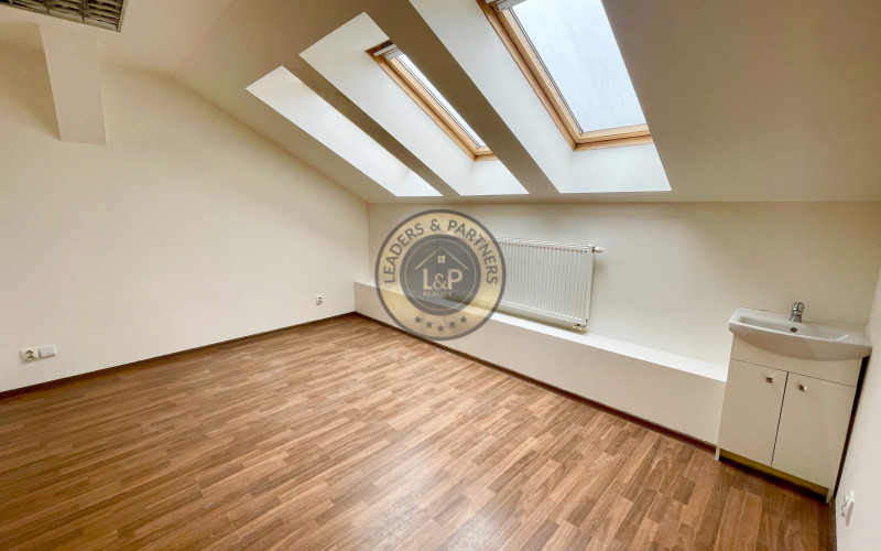 Na prenájom kancelária 16 m², Moyzesova ul., Košice-Staré Mesto