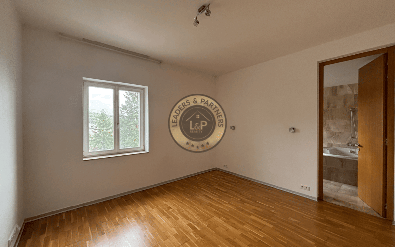 Jedinečný 3-izb. byt s výhľadom na mesto