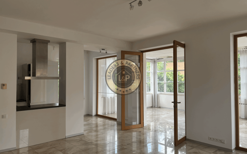 Jedinečný 3-izb. byt s výhľadom na mesto